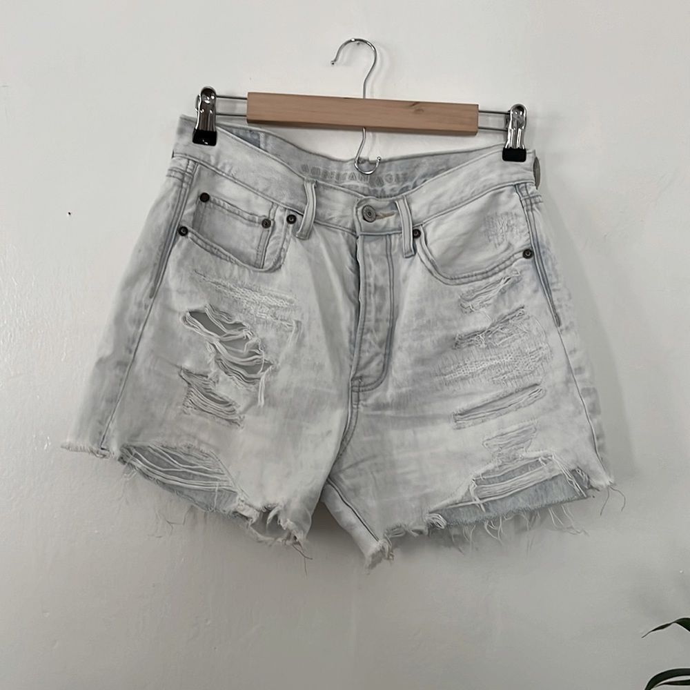 American Eagle 90’s boyfriend shorts EUC